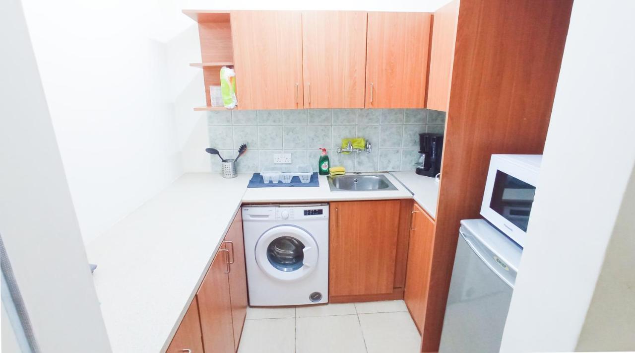 לרנקה 1A Beach & Business Apartment In The City Center! מראה חיצוני תמונה
